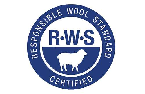 RWS认证，是责任羊毛标准，推出的一个专门认证从羊牧场、羊毛加工、纺纱、织布、印染、服装加工整个流程得标准。
